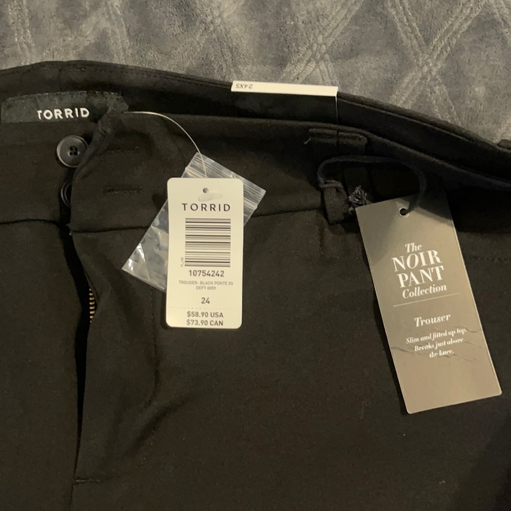 Torrid Black Pants Sz 24XS extra short NWT